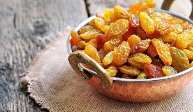 تصویر 1 از خرید کشمش طلایی بناب + قیمت فروش استثنایی